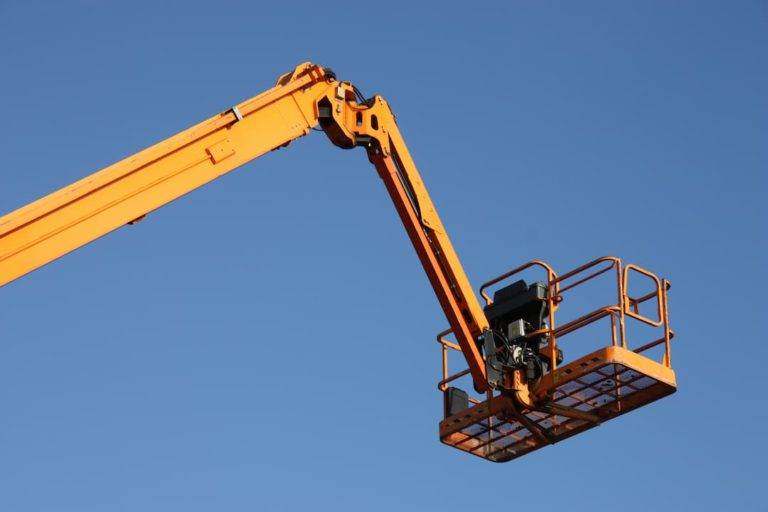 Yellow cherry picker